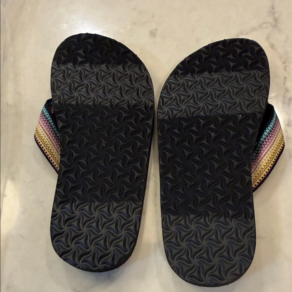 Teva NEW Mush II Flip-Flop Size 1 - Picture 5 of 6